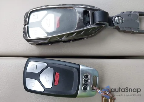 2018 Audi Q7 3.0T Premium из США, поврежденный, VIN WA1VAAF79JD043477